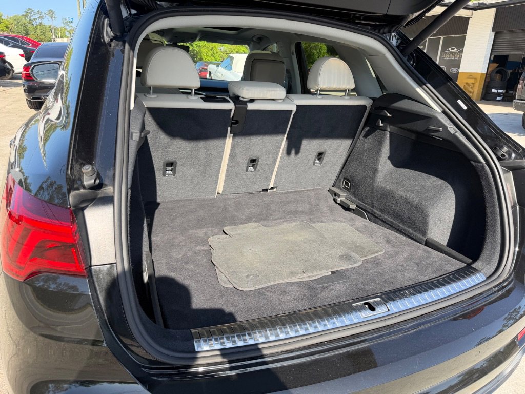 Used 2019 Audi Q3 2.0T Premium Plus image 12