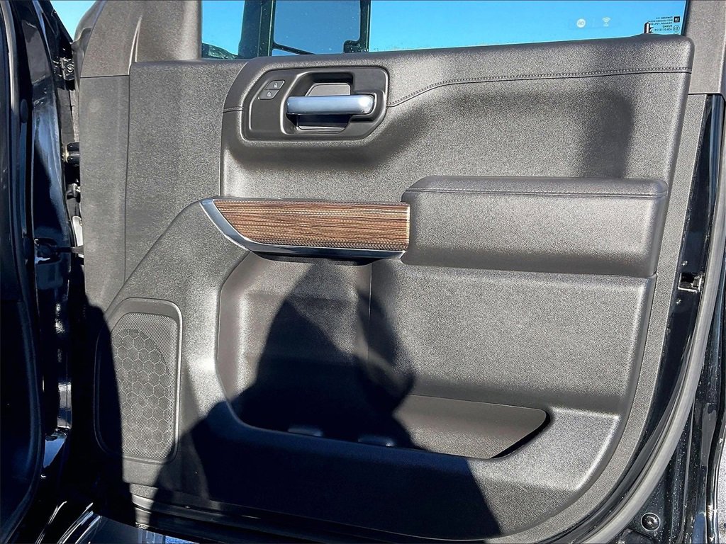 Used 2021 Chevrolet Silverado 1500 RST w/ Z71 Off-Road Package image 11