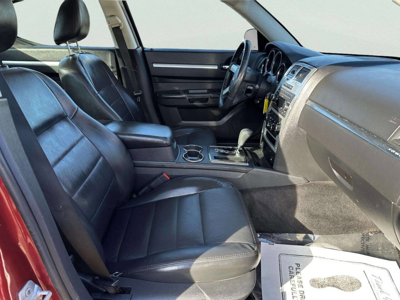 Used 2010 Dodge Charger Rallye image 23