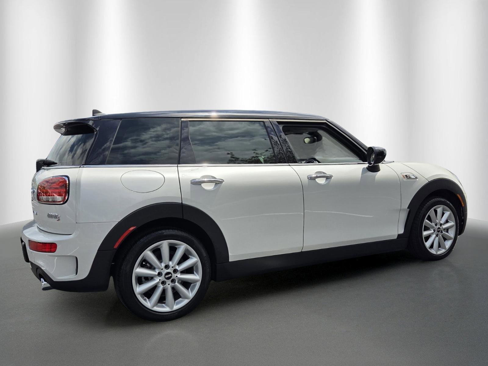 Used 2024 MINI Cooper Clubman S image 7