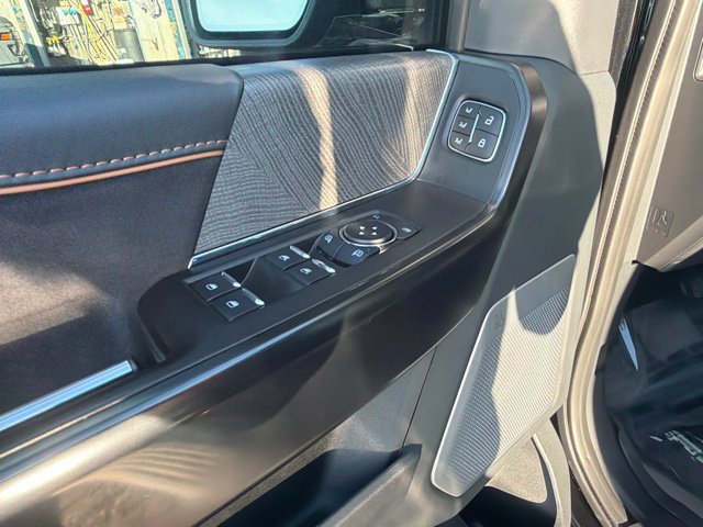 Used 2021 Ford F150 Platinum w/ Equipment Group 701A High AWD/4WD image 18