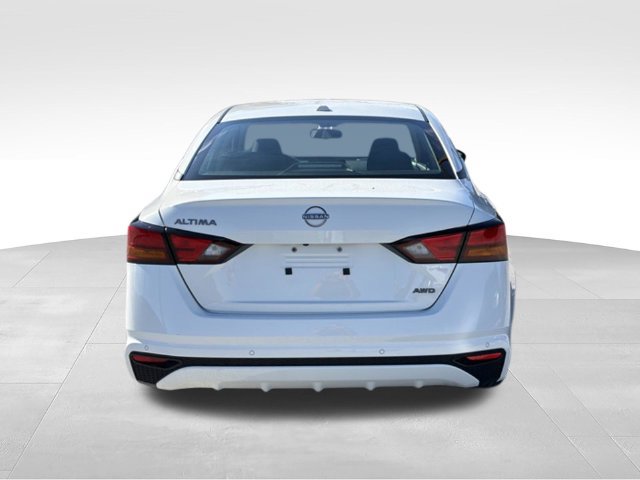 Used 2025 Nissan Altima 2.5 SV AWD/4WD image 4
