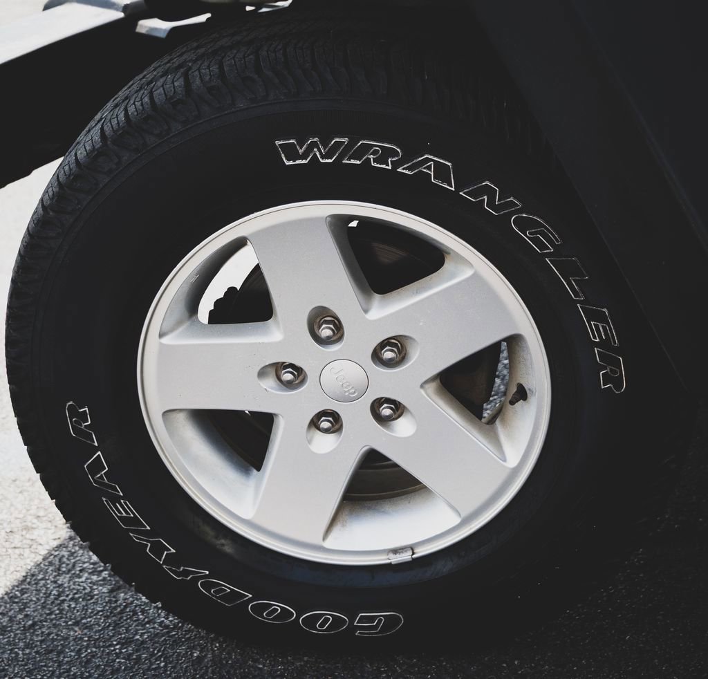 Used 2013 Jeep Wrangler Sport image 2