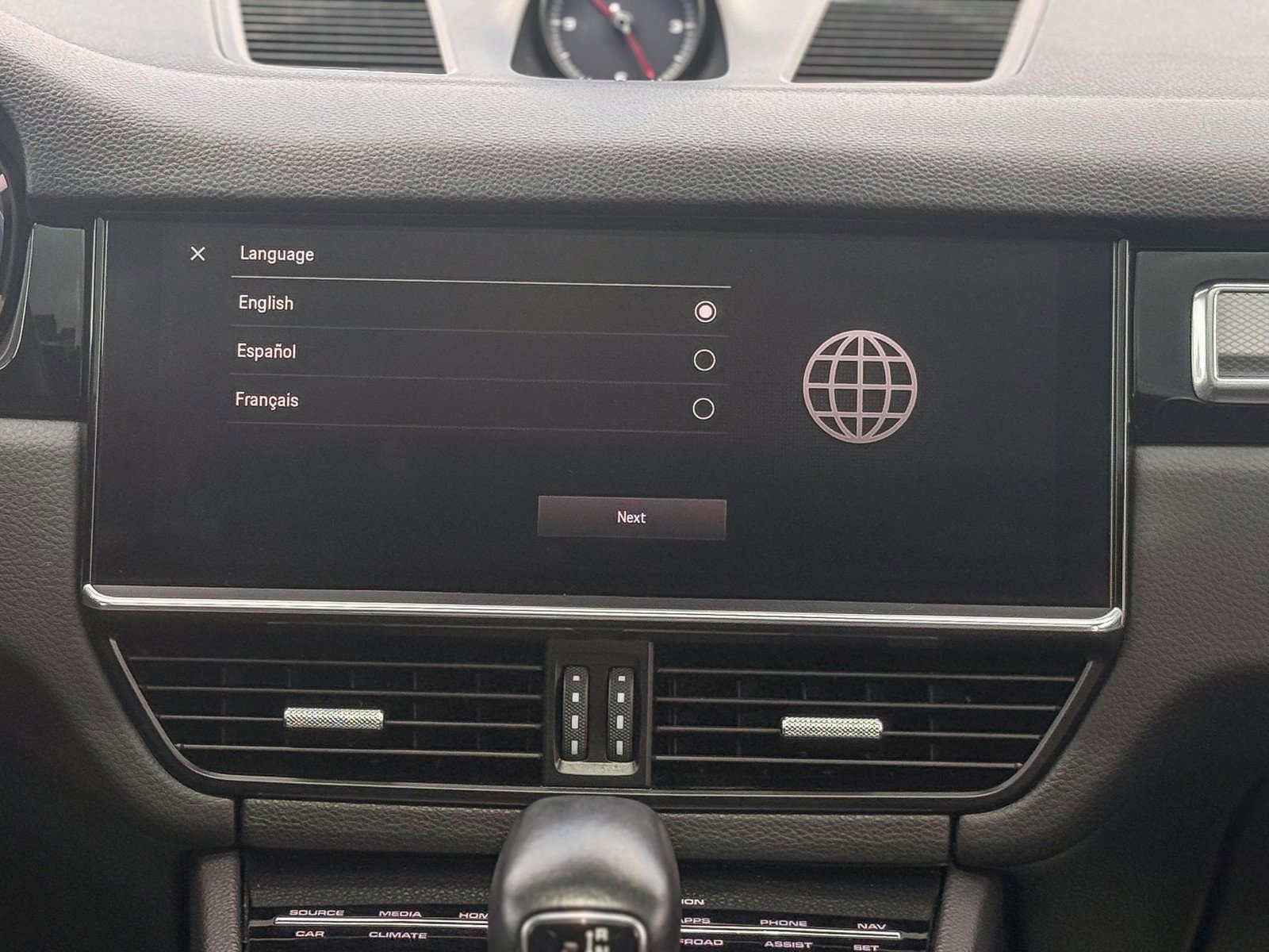 Used 2023 Porsche Cayenne Platinum Edition image 14