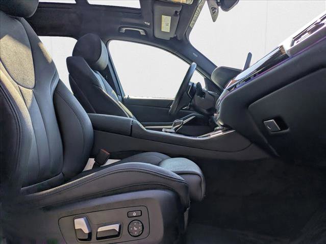 Used 2021 BMW X5 xDrive40i w/ Premium Package image 21