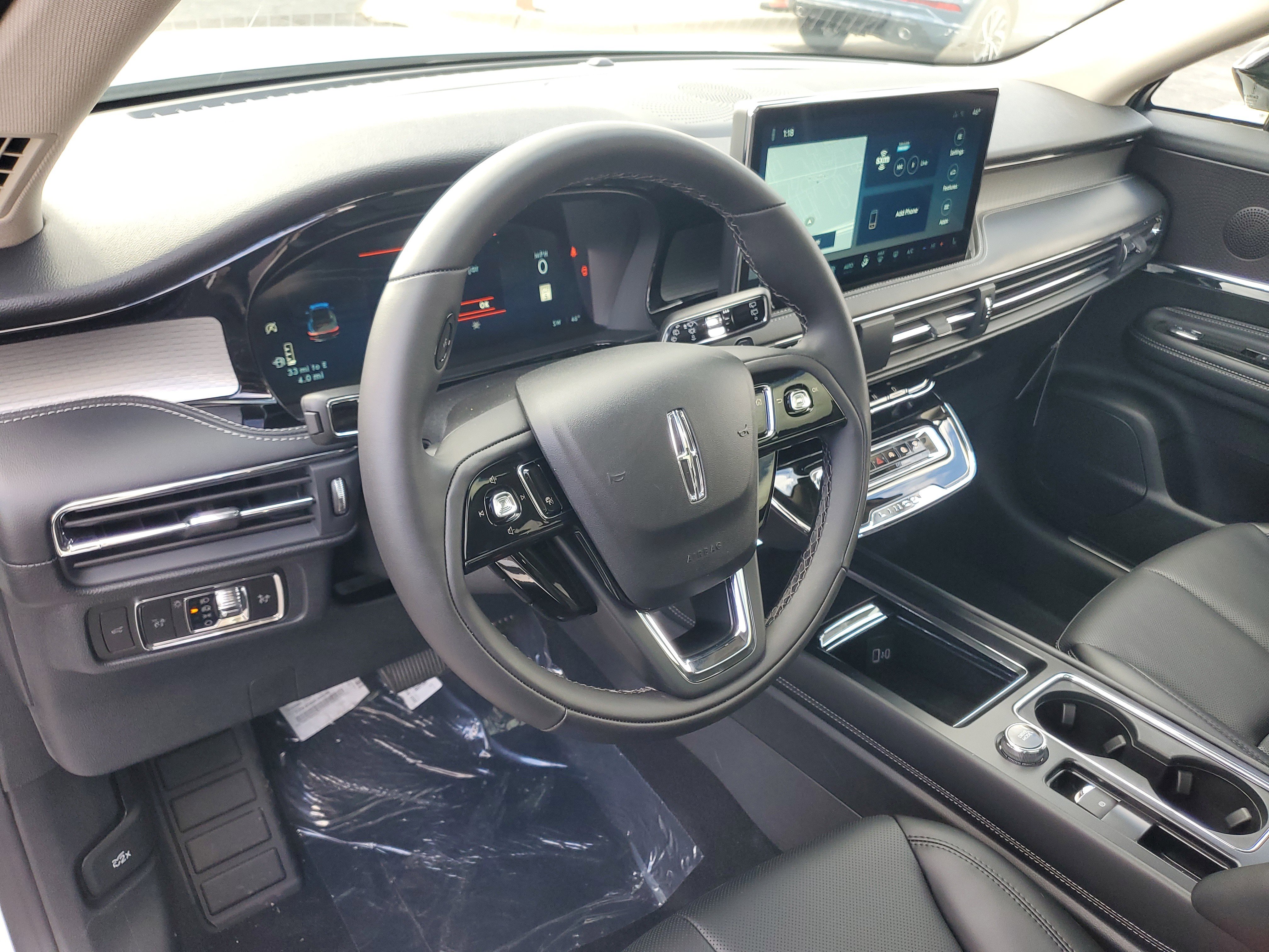 New 2026 Lincoln Corsair Premiere image 13