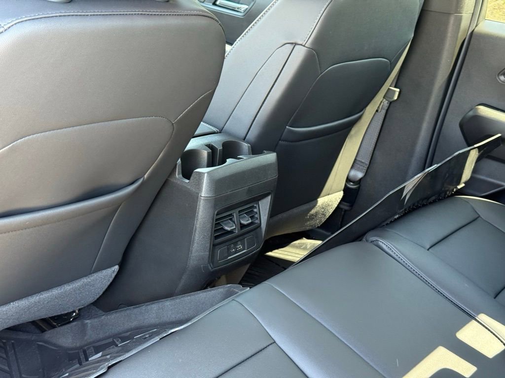 New 2026 GMC Canyon Elevation w/ Convenience Package image 23