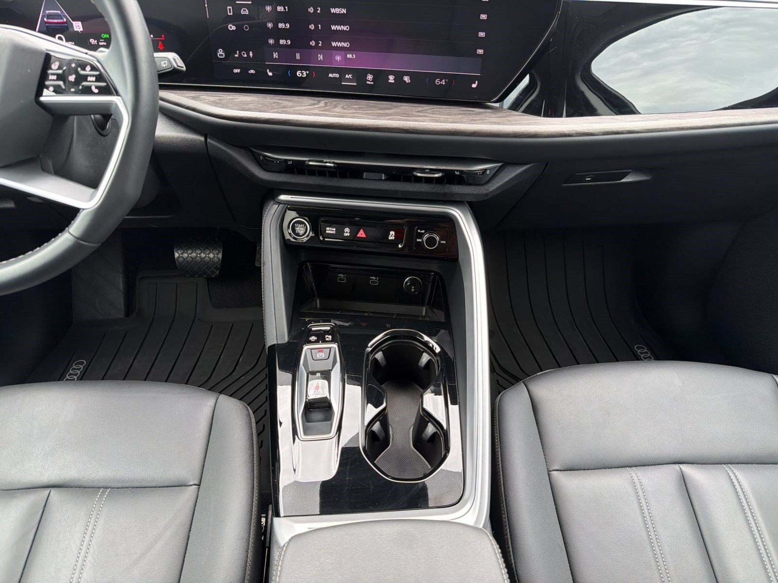 Used 2025 Audi Q5 Premium w/ Convenience Package AWD/4WD image 17