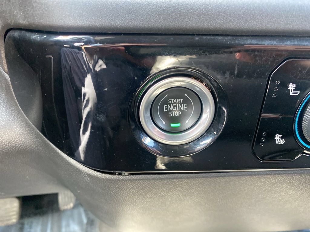 Used 2023 Chevrolet Silverado 1500 LT AWD/4WD image 36