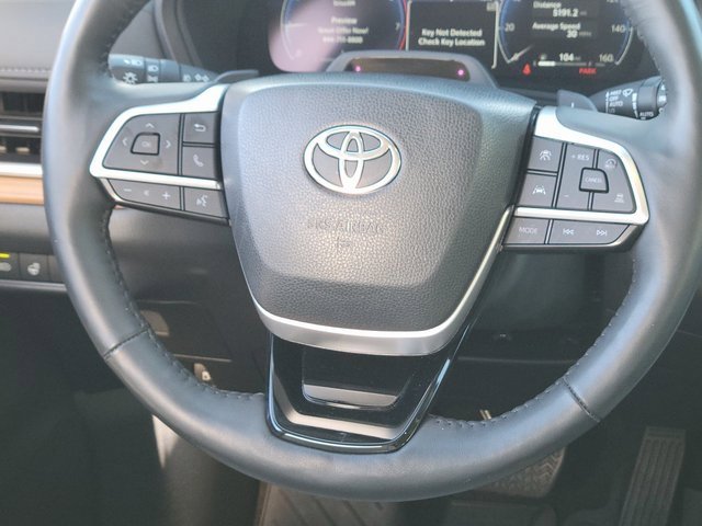 Used 2024 Toyota Grand Highlander Platinum image 11