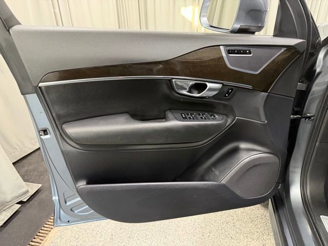 Used 2018 Volvo XC90 T6 Momentum w/ Convenience Package image 20