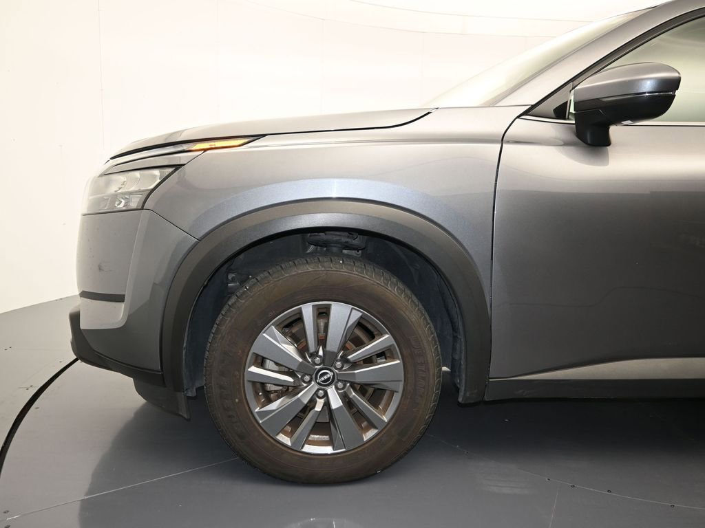 Used 2024 Nissan Pathfinder SV image 10