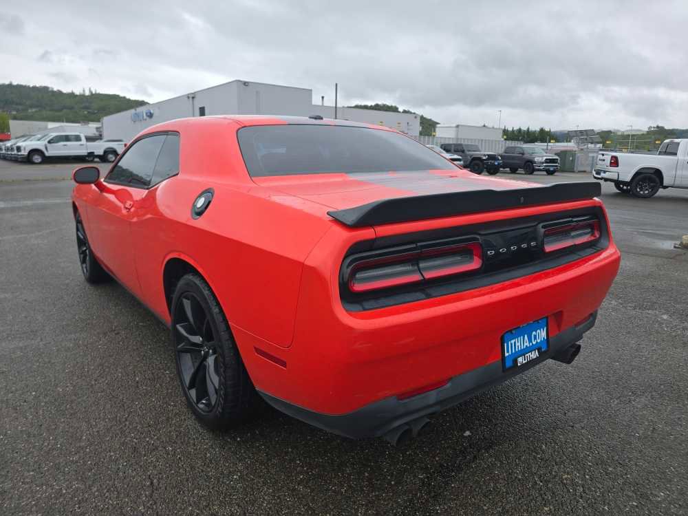 Used 2017 Dodge Challenger SXT w/ Blacktop Package image 3