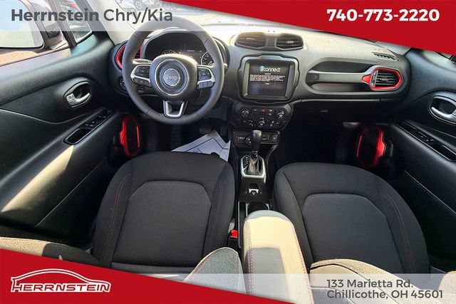 Used 2023 Jeep Renegade Trailhawk AWD/4WD image 9