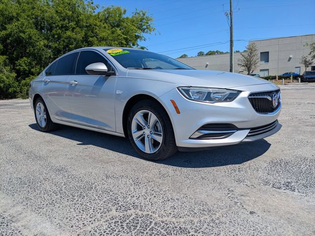 Used 2018 Buick Regal Preferred FWD image 2