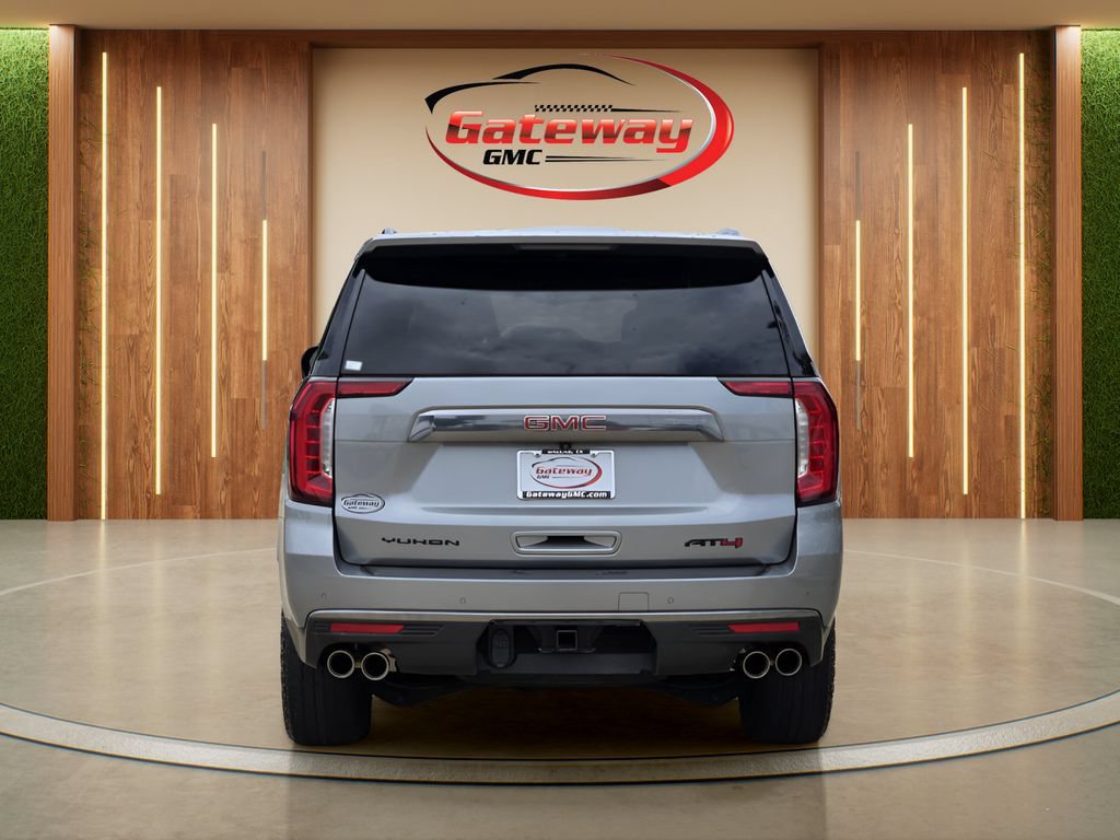 Used 2024 GMC Yukon AT4 w/ Technology Package AWD/4WD image 6