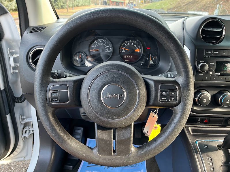 Used 2016 Jeep Compass Sport w/ Power Value Group image 12