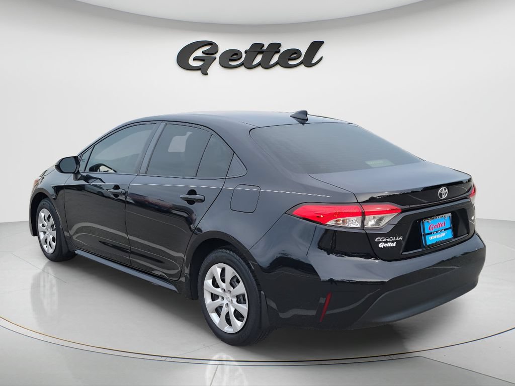 Used 2023 Toyota Corolla LE FWD image 7