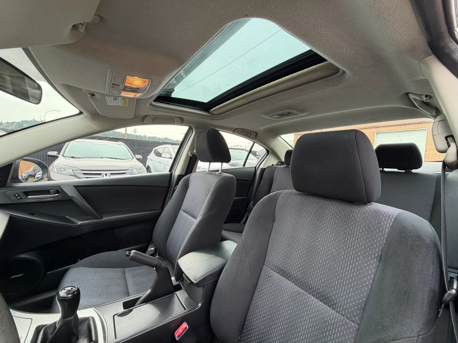 Used 2010 MAZDA MAZDA3 i Touring FWD image 21