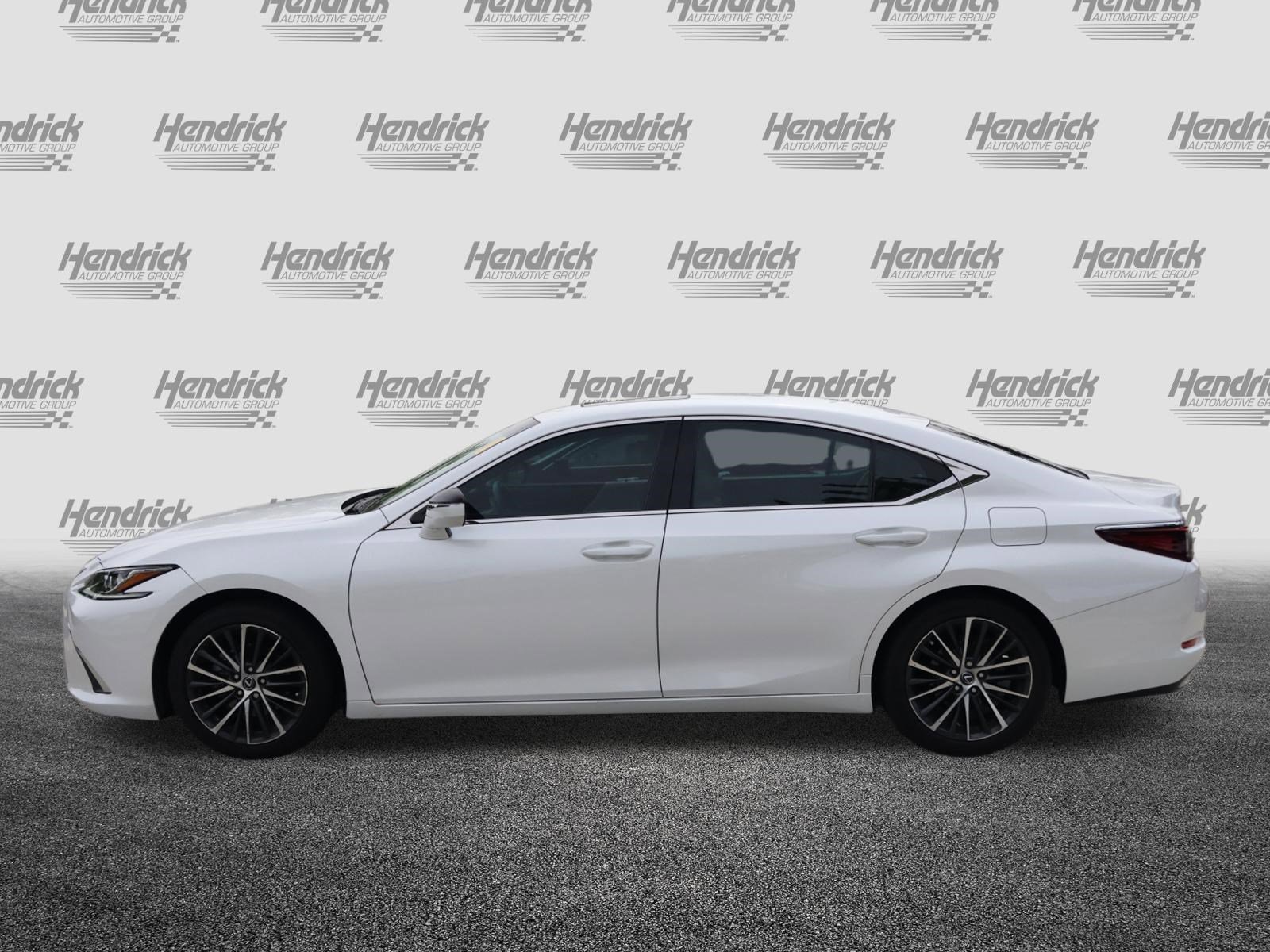 Used 2023 Lexus ES 350 w/ Premium Package image 6