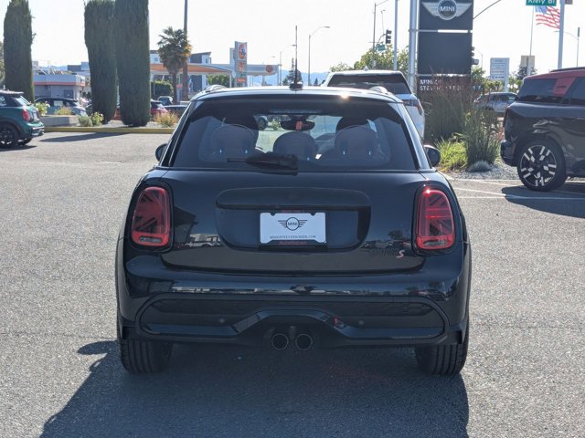 Certified 2024 MINI Cooper S image 7