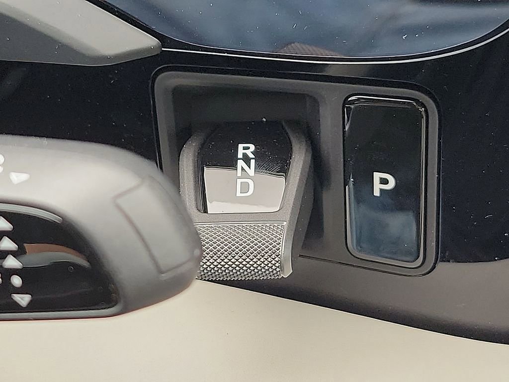 Used 2025 Porsche Taycan 4S image 15