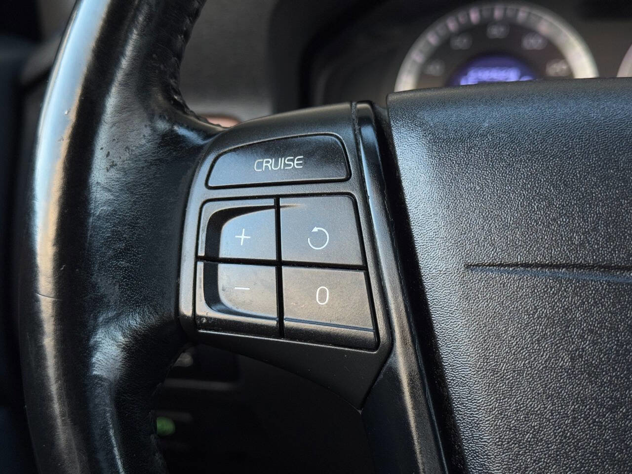 Used 2010 Volvo XC70 3.2 image 29