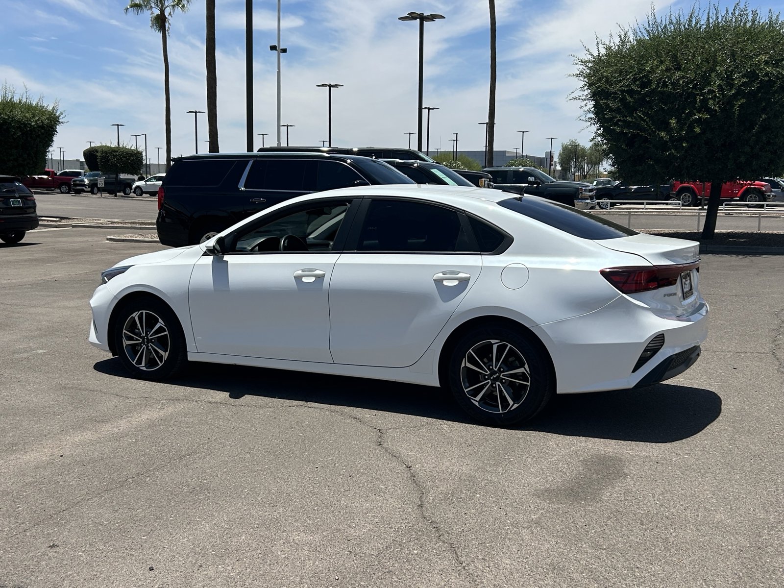 Used 2022 Kia Forte LXS FWD image 3