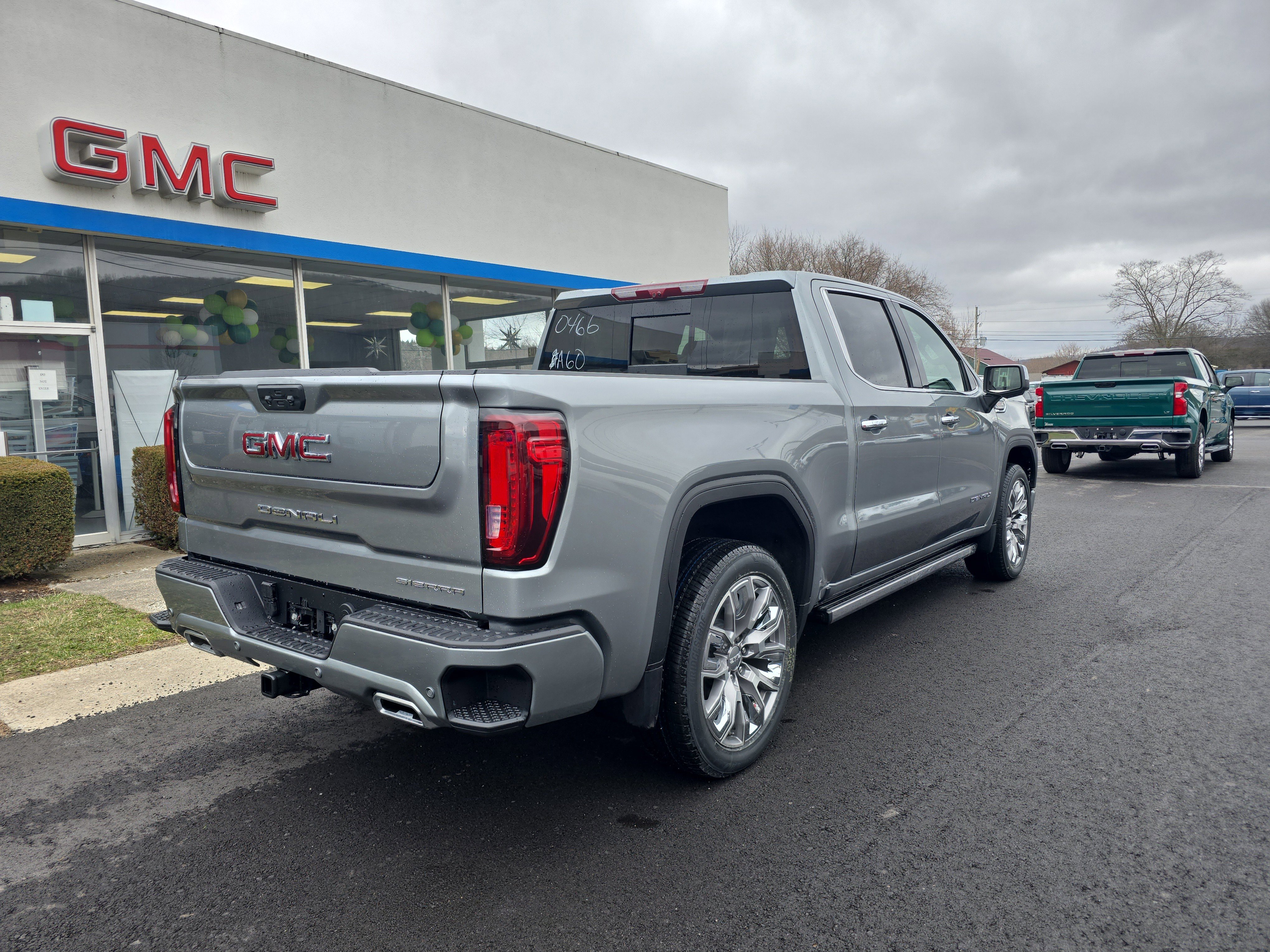 New 2026 GMC Sierra 1500 Denali video 3