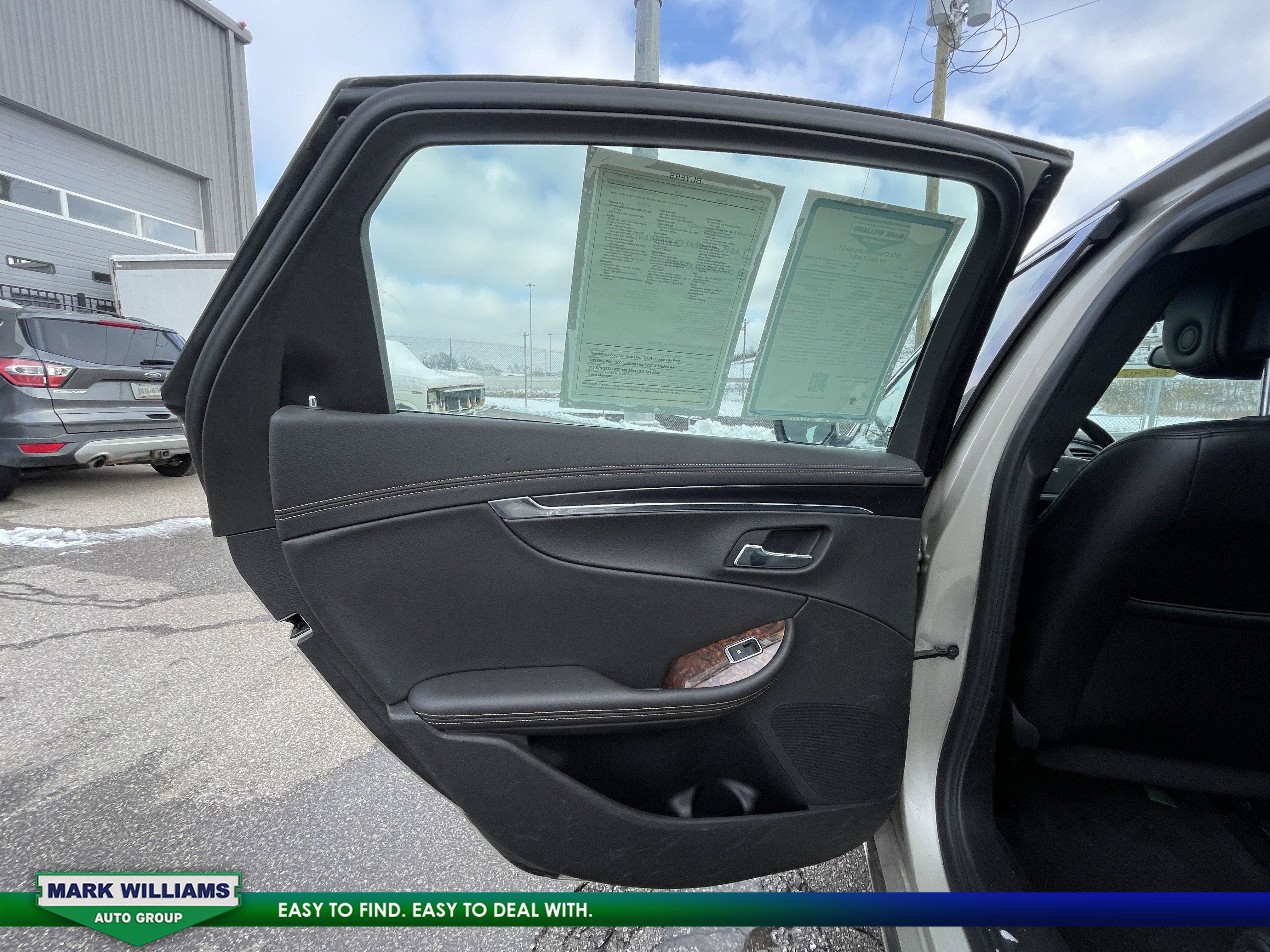 Used 2014 Chevrolet Impala LT w/ Convenience Package image 23