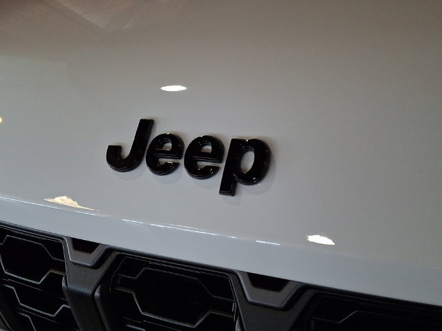 New 2026 Jeep Grand Cherokee Altitude AWD/4WD image 7