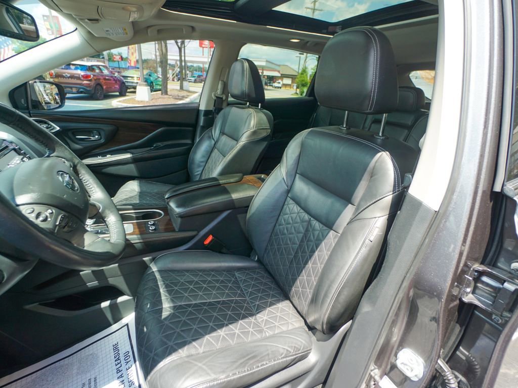 Used 2019 Nissan Murano Platinum w/ Cargo Package image 15