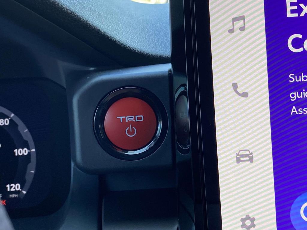 New 2025 Toyota Tacoma TRD Off-Road image 20