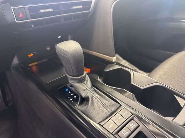 Used 2026 Toyota Camry LE image 12