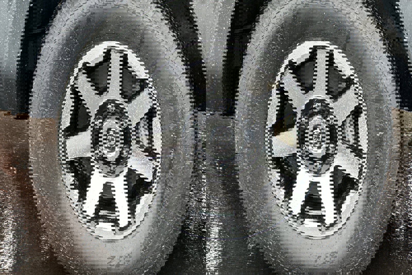 Used 2024 Toyota 4Runner TRD Off-Road Premium image 33