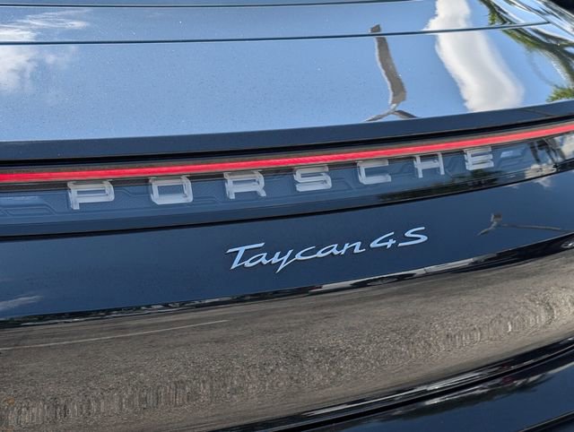 Used 2020 Porsche Taycan 4S w/ Premium Package image 17