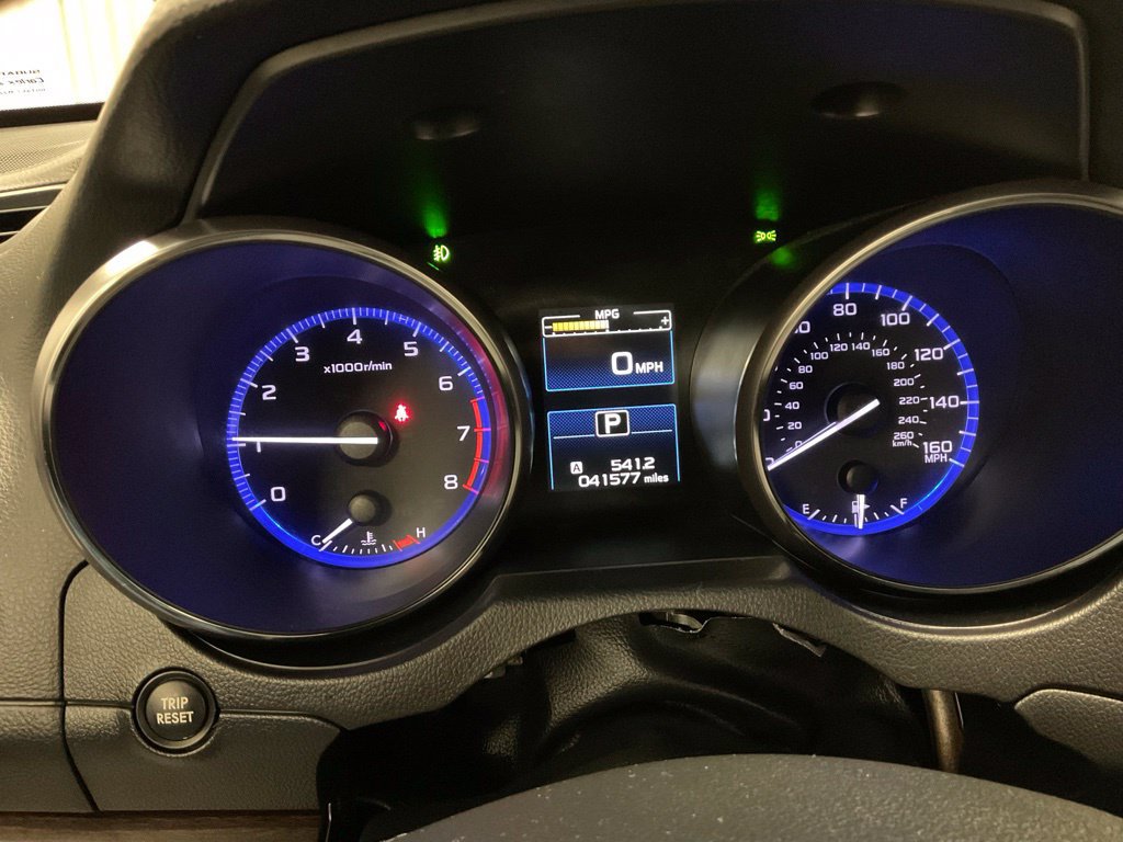 Used 2015 Subaru Legacy 3.6R Limited w/ Popular Package #4 AWD/4WD image 32