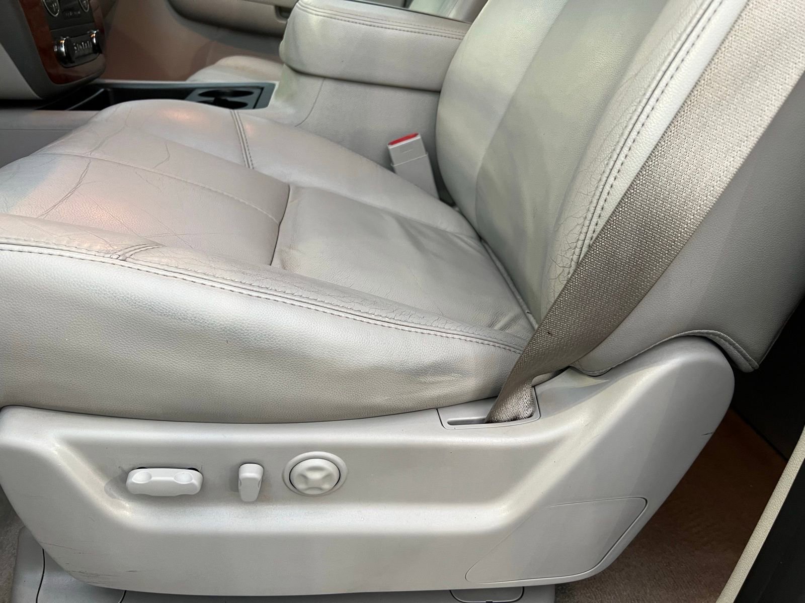 Used 2007 Chevrolet Tahoe LTZ w/ LTZ Preferred Equipment Group image 22