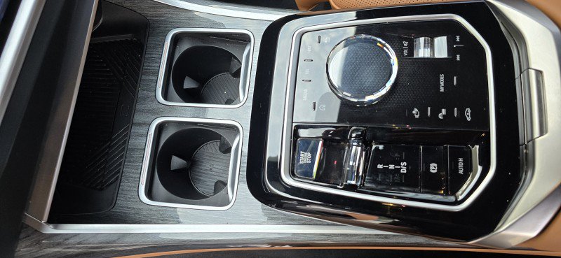 Certified 2023 BMW 740i image 20