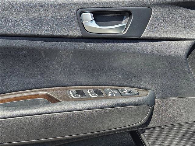 Used 2019 Kia Optima EX image 11