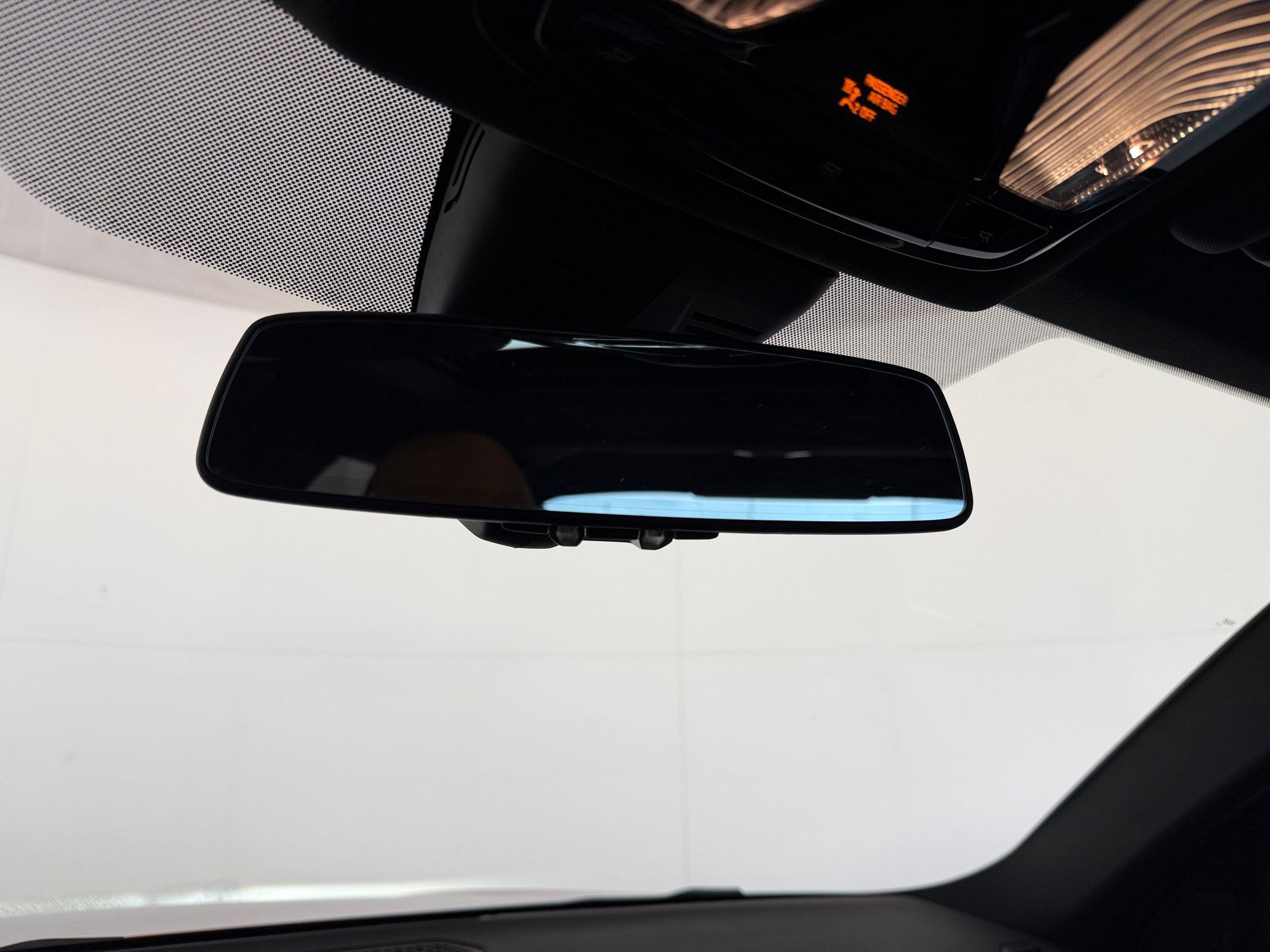 Used 2023 BMW 330i Sedan w/ Premium Package image 19