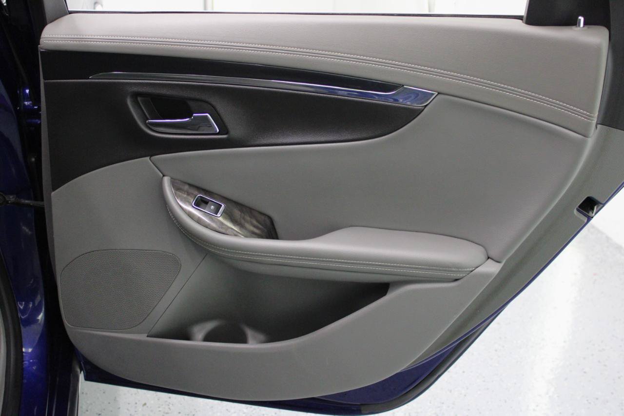 Used 2014 Chevrolet Impala LTZ FWD image 37