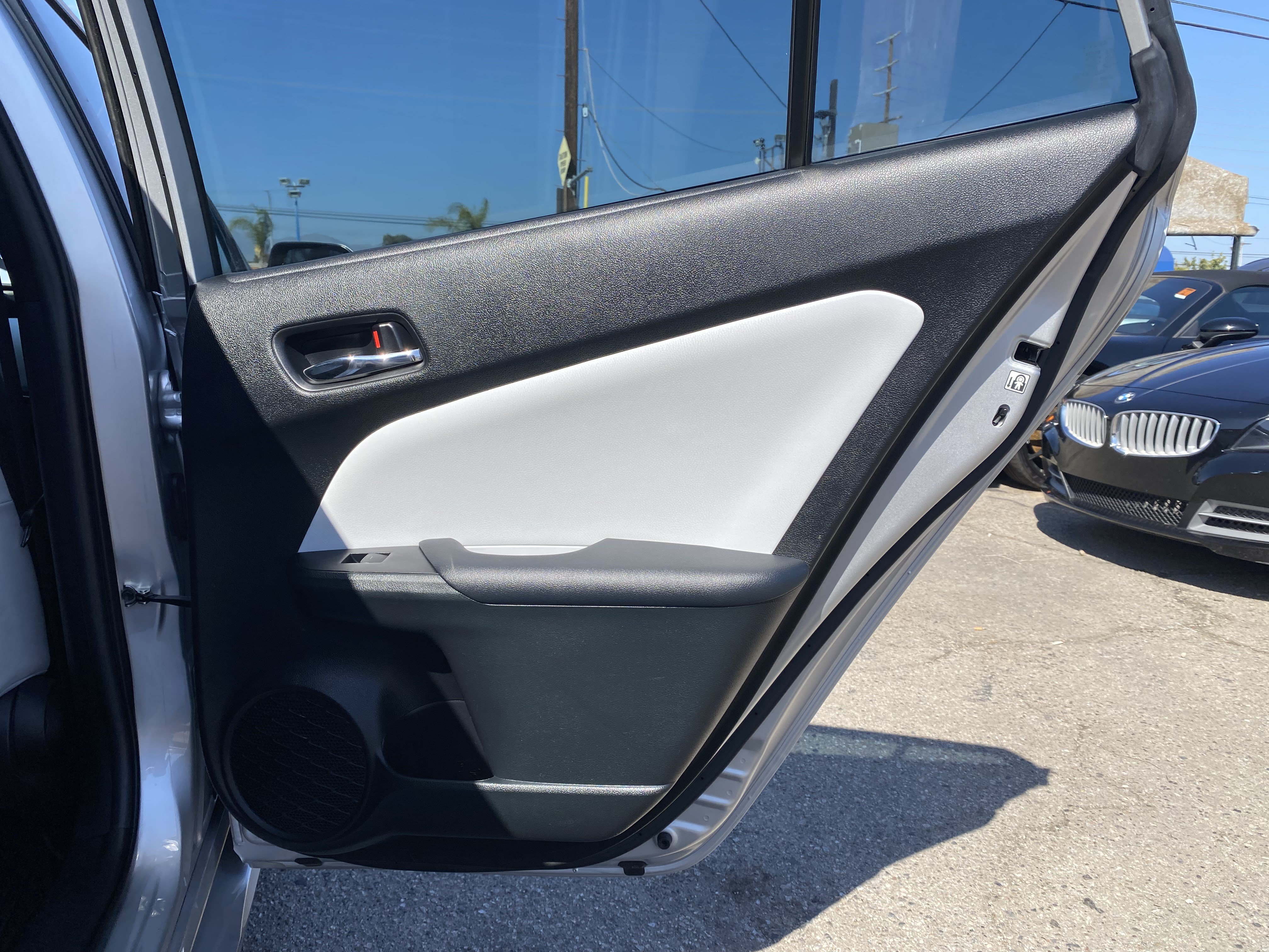 Used 2022 Toyota Prius XLE w/ Advanced Technology Package FWD image 22