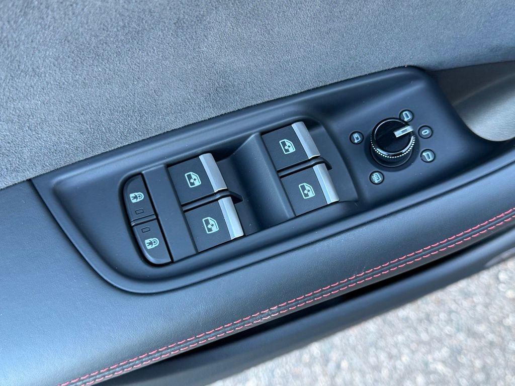 Used 2024 Audi RS Q8 w/ Black Optic Package image 87