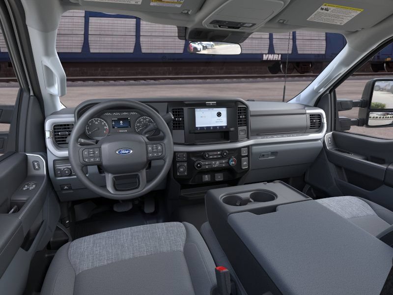New 2026 Ford F250 XLT w/ FX4 Off-Road Package AWD/4WD image 9
