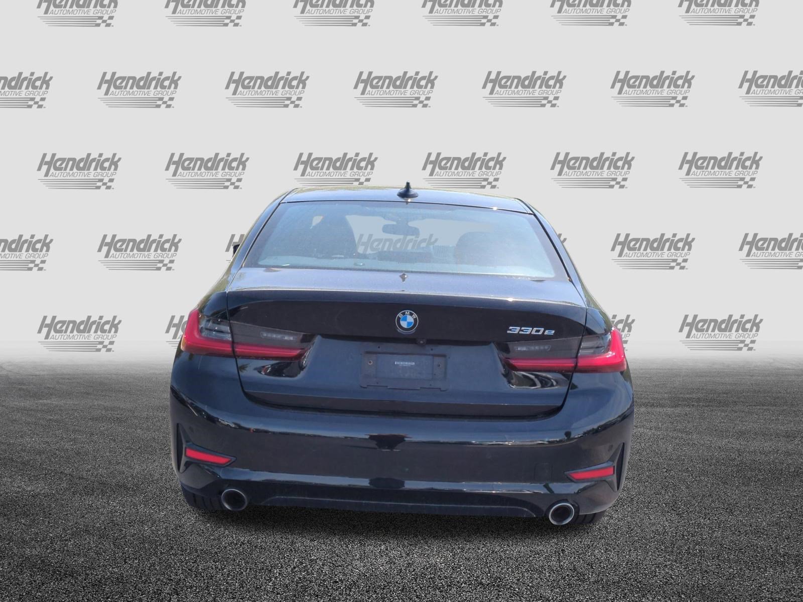 Used 2021 BMW 330e image 9