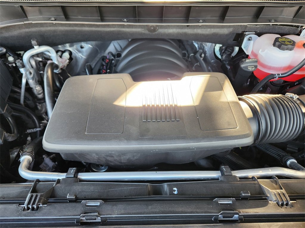 New 2026 Chevrolet Suburban LT w/ Comfort Package image 21