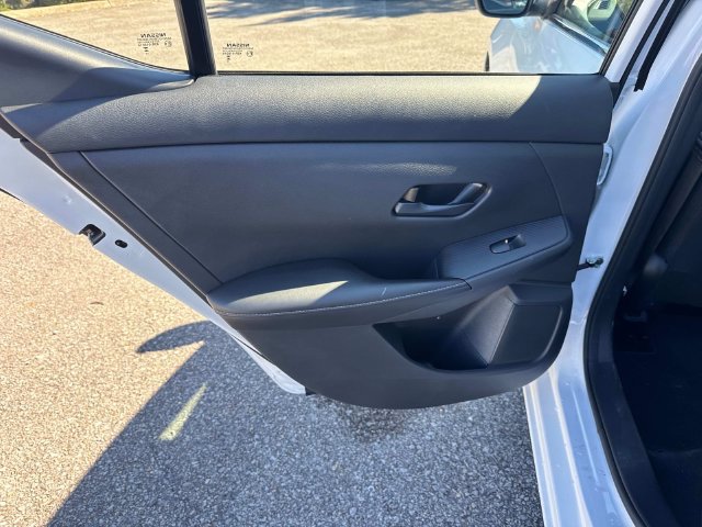 Used 2025 Nissan Sentra S FWD image 14