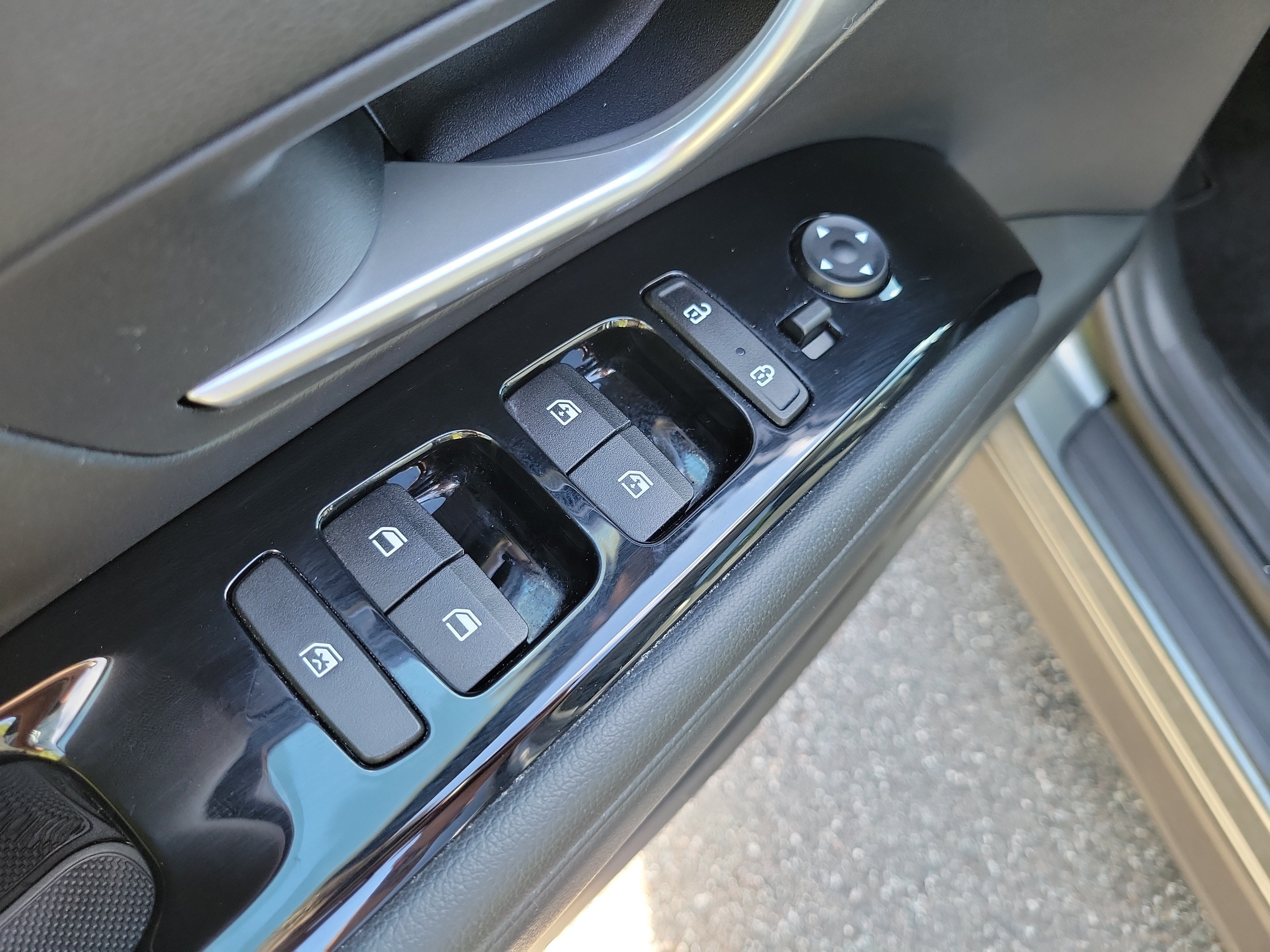Used 2022 Hyundai Tucson Limited FWD image 22