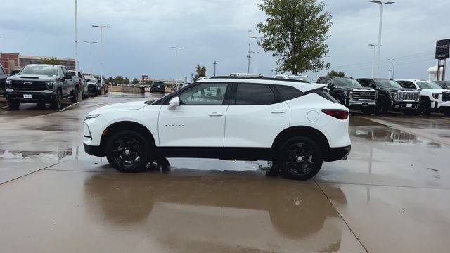 Used 2024 Chevrolet Blazer LT w/ Convenience Package FWD image 5